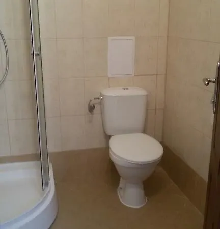 In Rose Village דירה